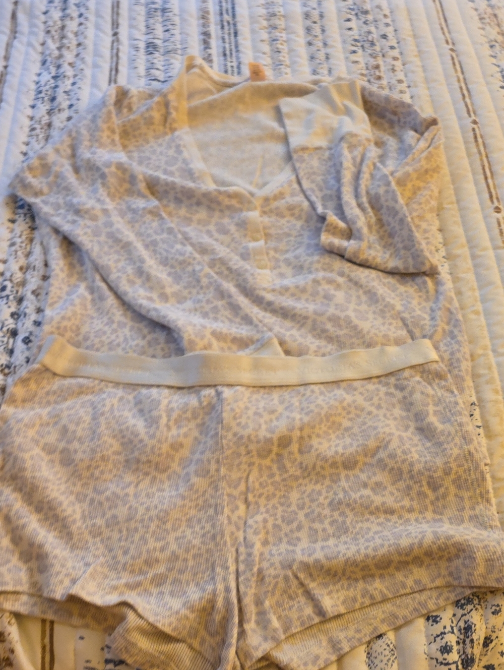 Women's Cream Leopard-Print Knit Loungewear Set